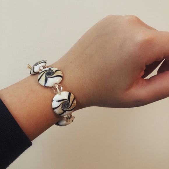 ⁺ ﾟ* Glass Seashell Bracelet * • ﾟ - Picture 2 of 6